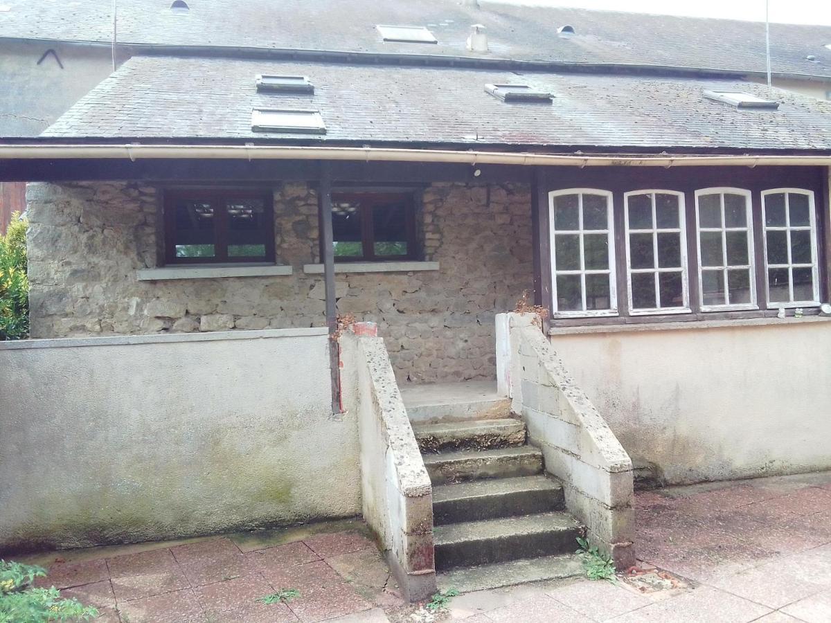 La Mini Ferme De Maelou Villa Sermaises Bagian luar foto