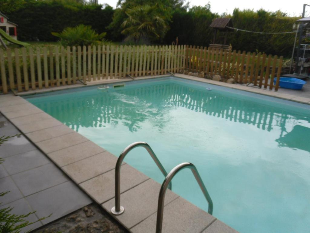 La Mini Ferme De Maelou Villa Sermaises Bagian luar foto